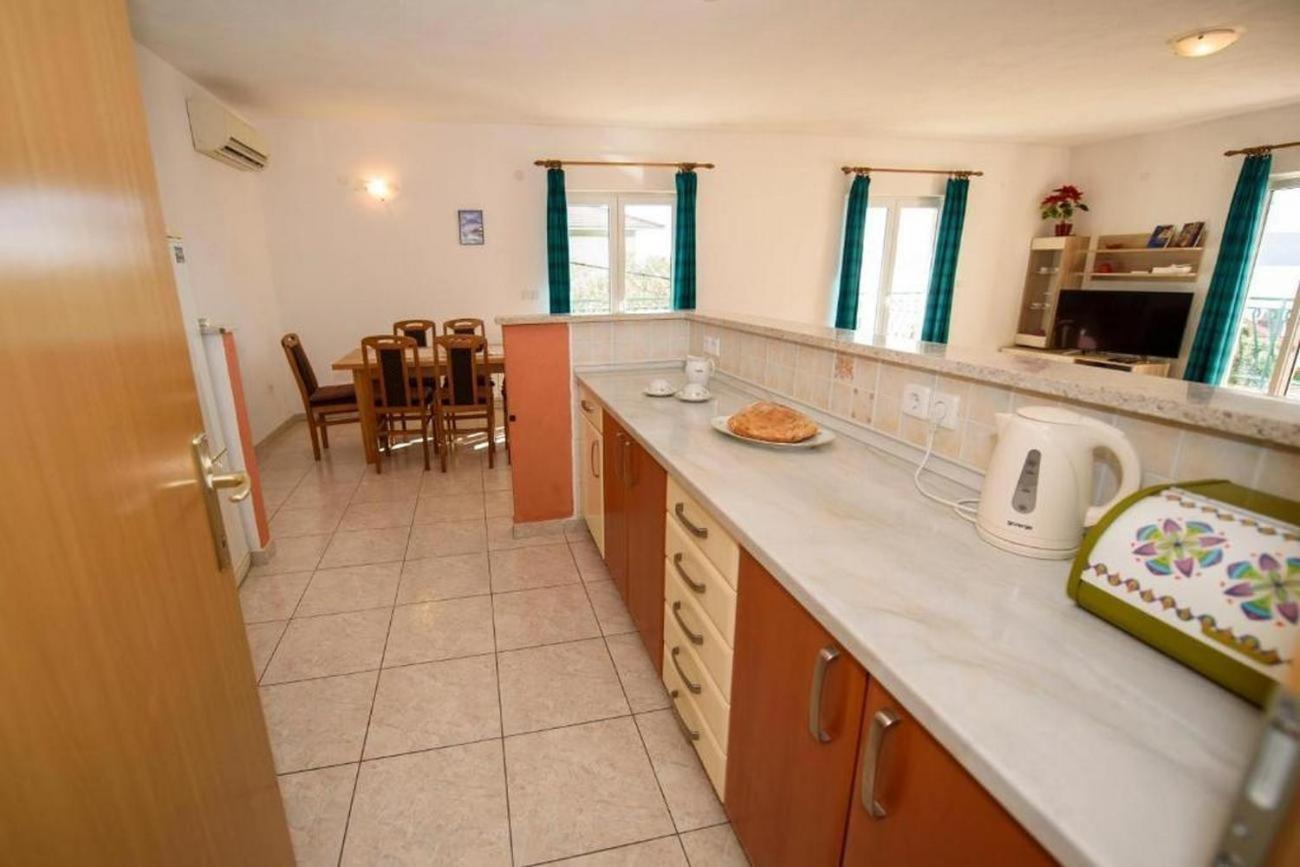Apartments By The Sea Suhi Potok, Omis - 14555 Jesenice  Chambre photo