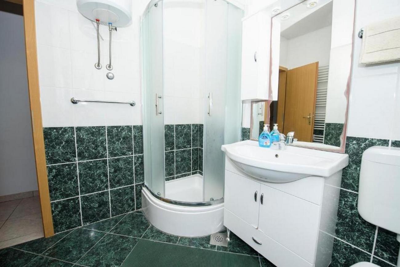 Apartments By The Sea Suhi Potok, Omis - 14555 Jesenice  Chambre photo