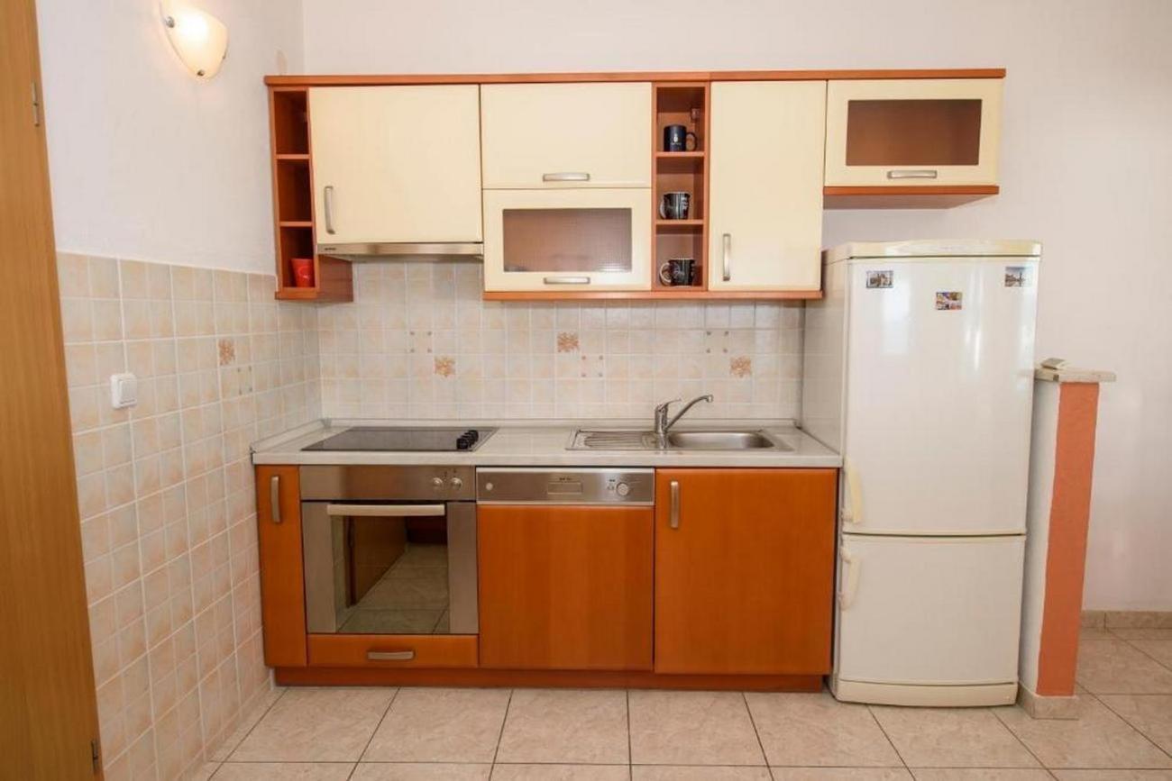 Apartments By The Sea Suhi Potok, Omis - 14555 Jesenice  Extérieur photo