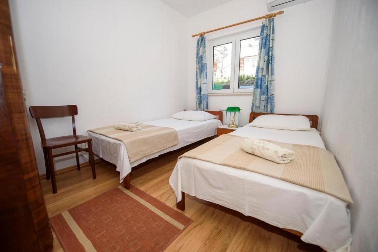 Apartments By The Sea Suhi Potok, Omis - 14555 Jesenice  Extérieur photo