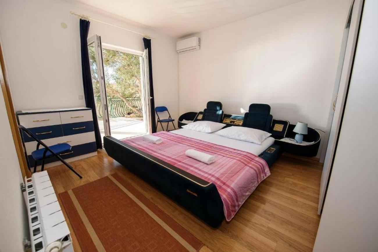 Apartments By The Sea Suhi Potok, Omis - 14555 Jesenice  Extérieur photo